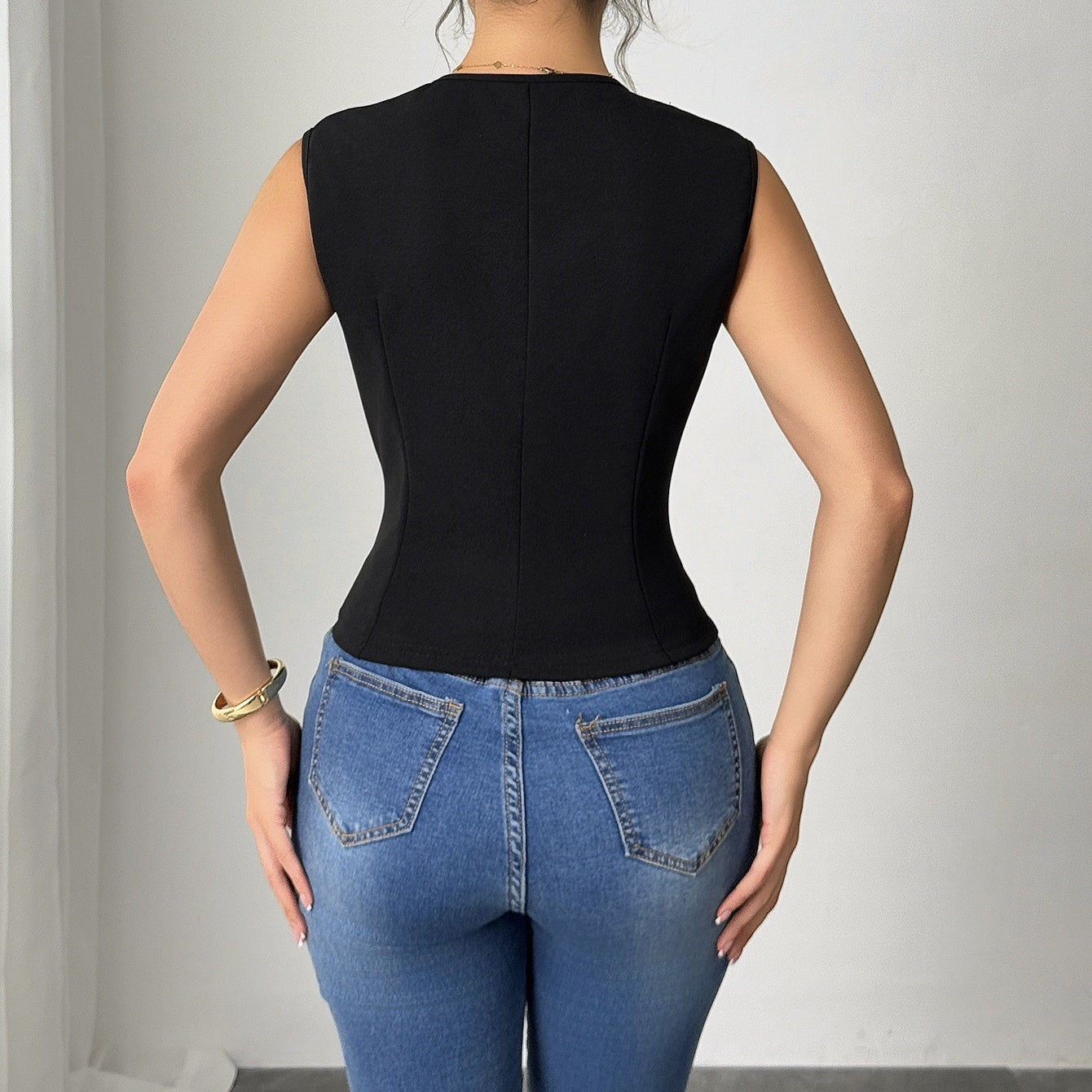 Ladies' Fashionable Temperament Sleeveless Front Button Simple