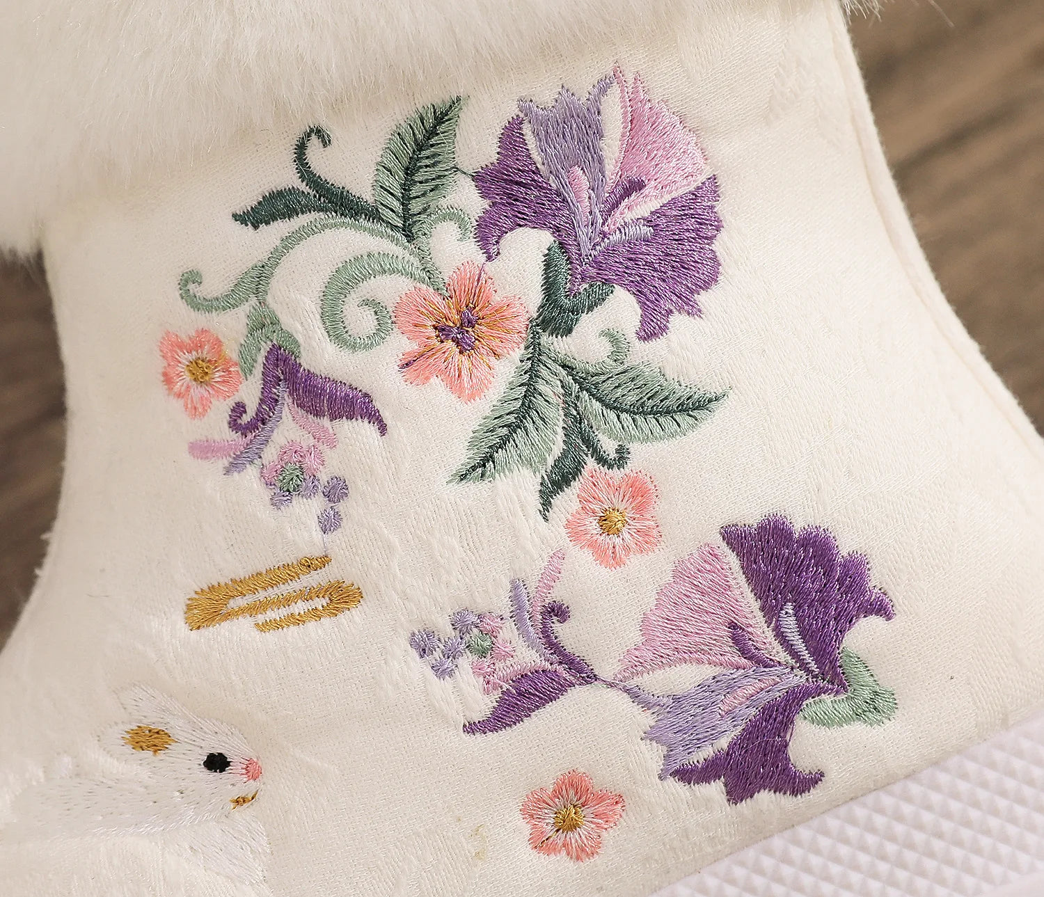 Fashion Winter Boots Women's Shoes Ethnic Style Embroidered Short Boots Women Warm Snow Shoes Female Antiquity Dance Flat Boot