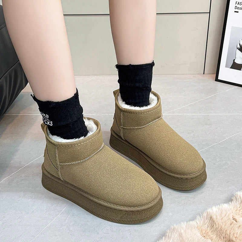 Winter warm cotton shoes for new style, thickened outer wear, slip-on short boots, anti-slip snow ground casual shoes, versatile