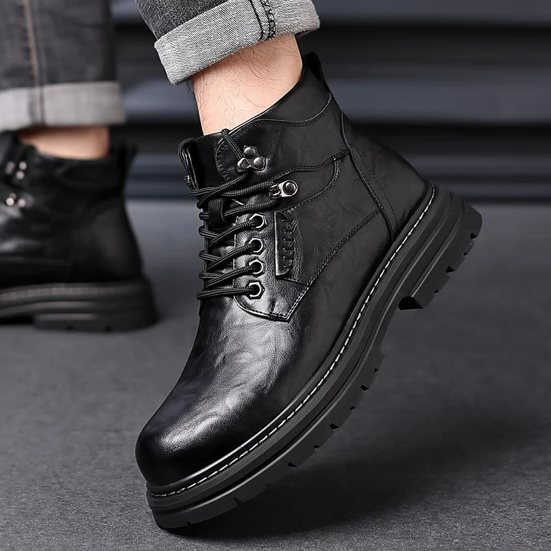 Winter Hot Selling Men's High Top Shoes Thick Soled Wear-resistant Workwear Shoes Trendy Outdoor Men's Motorcycle Boots Handsome