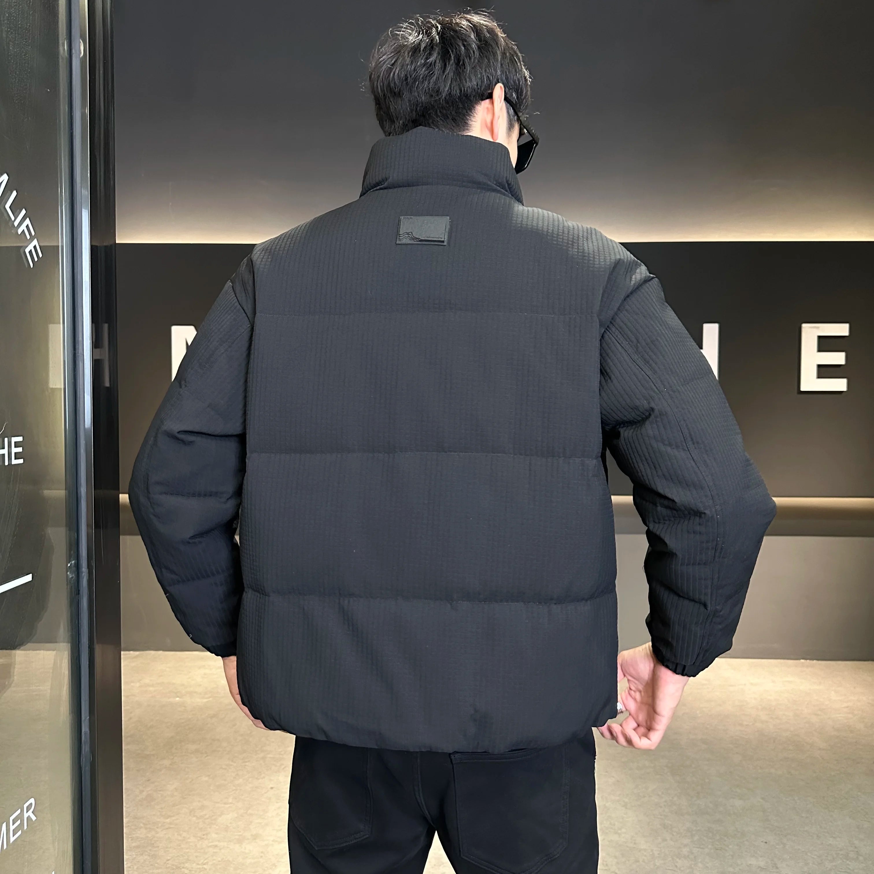 Winter New Shorts high-end White Duck Down Jacket Men Waterproof Casual Outdoor Portable Lightweight Plaid Male Padded Coats