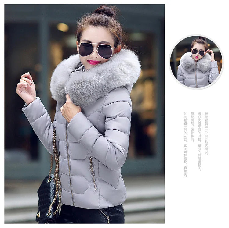 Autumn Winter Women Short Cotton Coat 2025 New Women Cotton Coat Large Fur Collar Parkas Large Size Women'S Cotton Padded Jacket