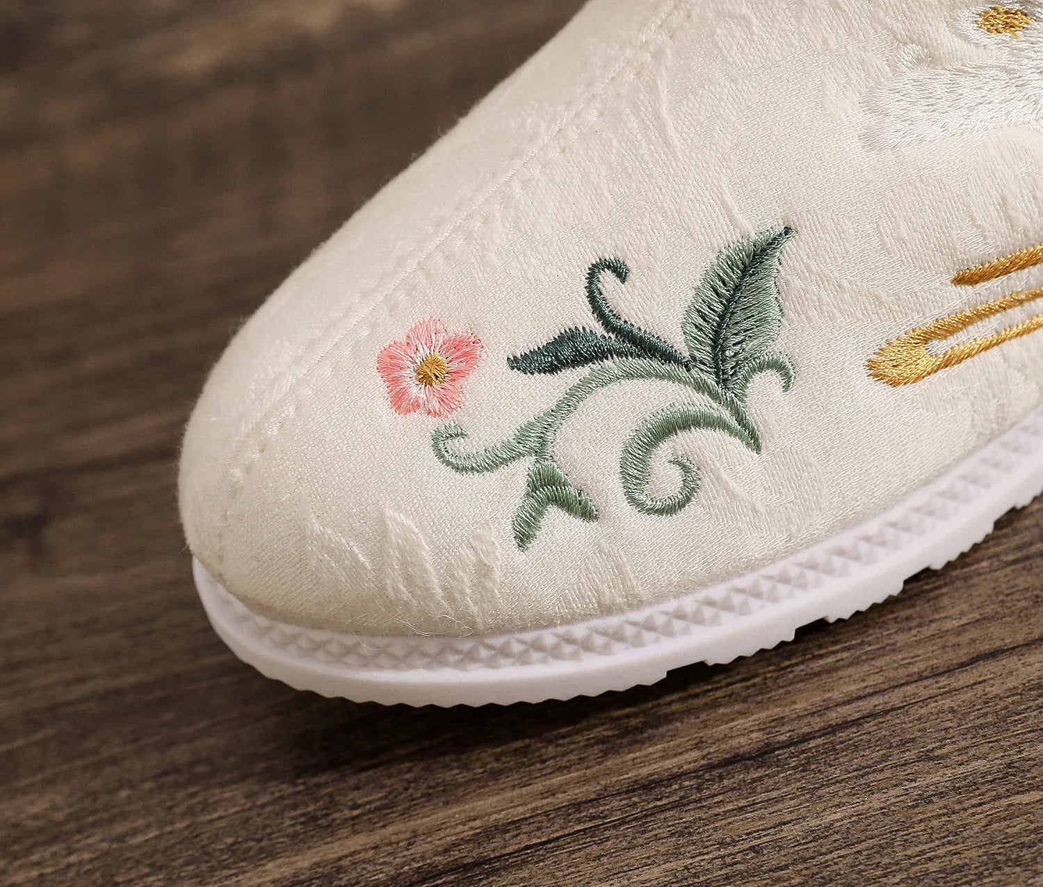 Fashion Winter Boots Women's Shoes Ethnic Style Embroidered Short Boots Women Warm Snow Shoes Female Antiquity Dance Flat Boot