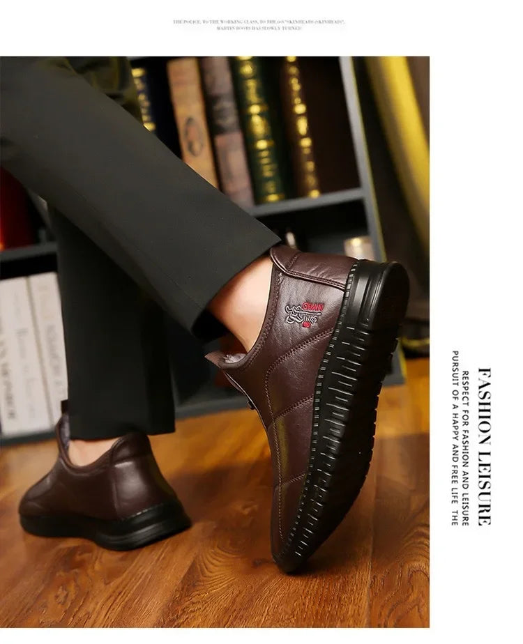 Winter men's boots are warm waterproof non slip thick walking boots, and oversized work shoes for men aged 38-48 platform boots