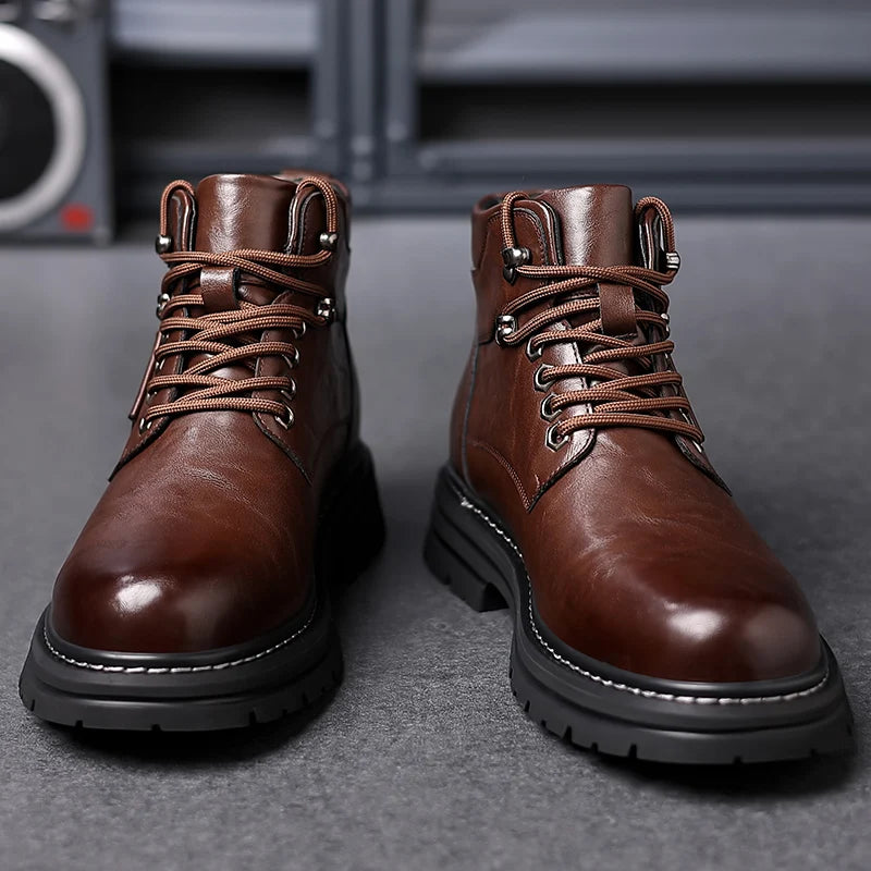 Winter Hot Selling Men's High Top Shoes Thick Soled Wear-resistant Workwear Shoes Trendy Outdoor Men's Motorcycle Boots Handsome