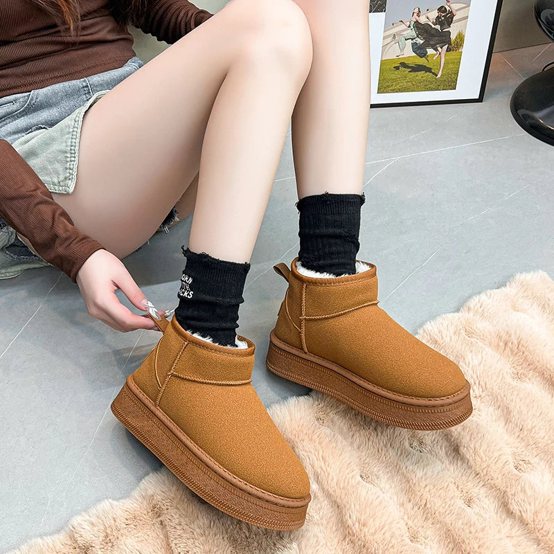 Winter warm cotton shoes for new style, thickened outer wear, slip-on short boots, anti-slip snow ground casual shoes, versatile