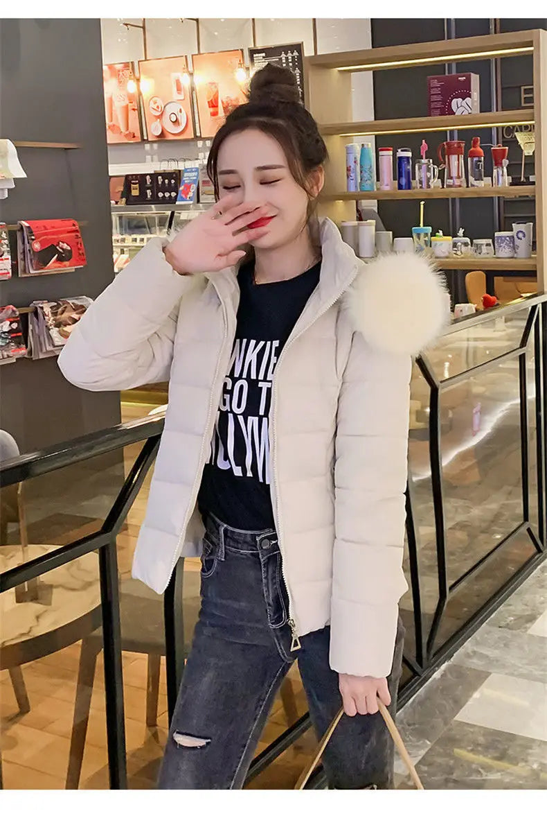 Fashion Winter Jacket Women 2025 New Korean Big Fur Collar Hooded Thick Down Parkas Female Short Coat Slim Warm Outerwear R047