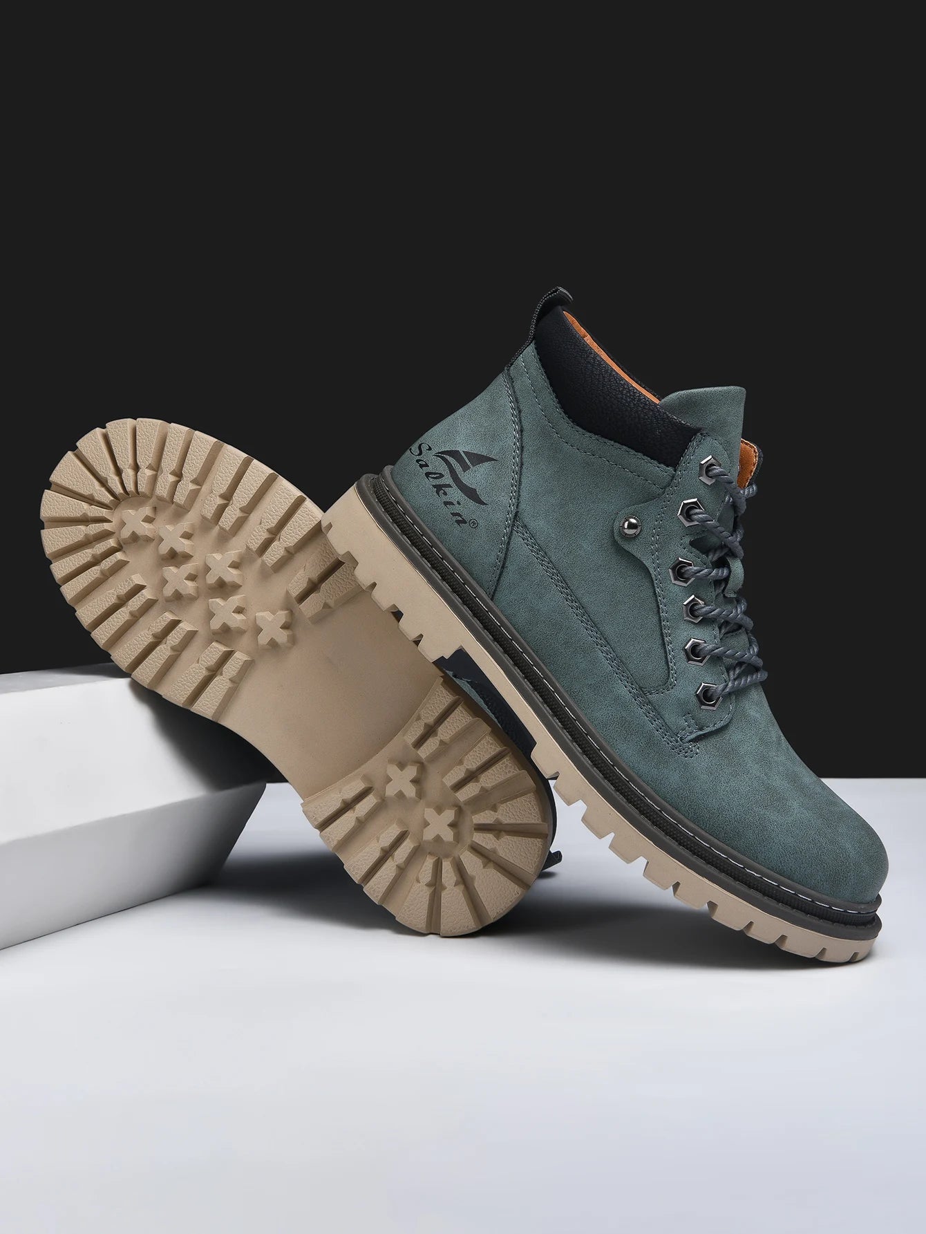 Handmade Men Boots Ankle Winter Leather Shoes Autumn Outdoor Hiking Boots Sneakers Hombres Botas High Top Footwear Anti Slip