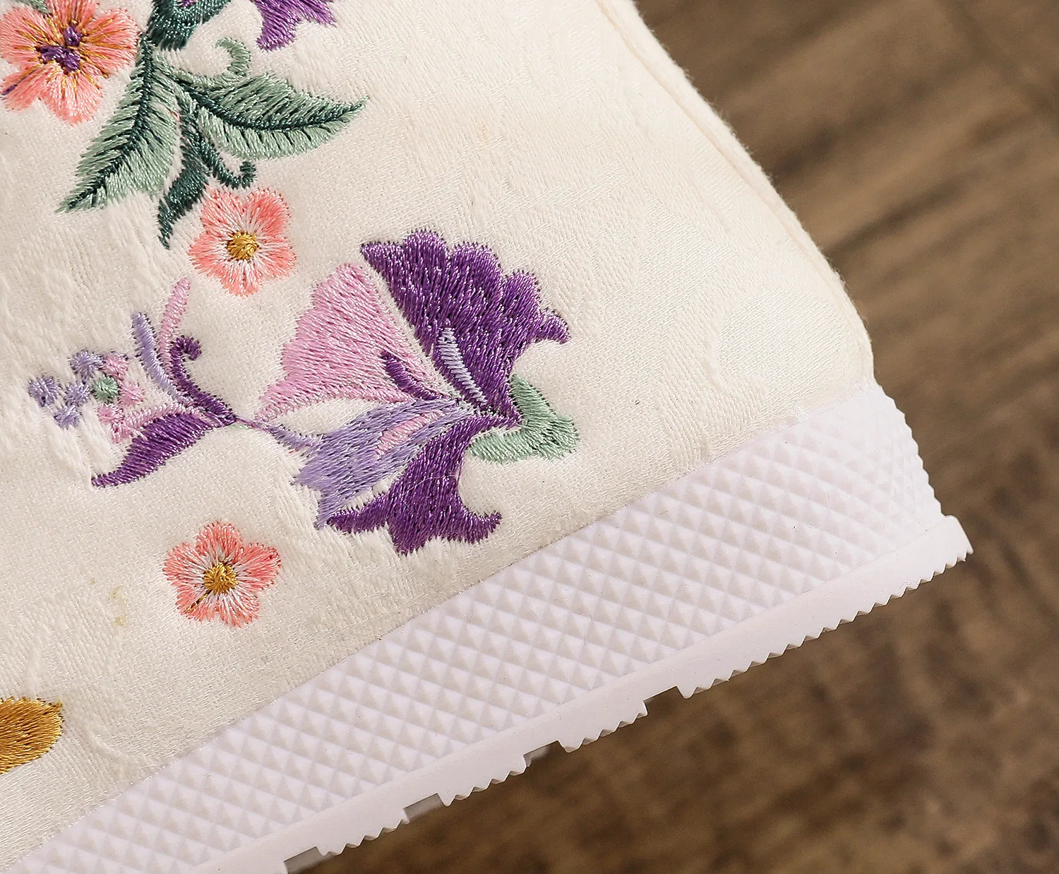 Fashion Winter Boots Women's Shoes Ethnic Style Embroidered Short Boots Women Warm Snow Shoes Female Antiquity Dance Flat Boot