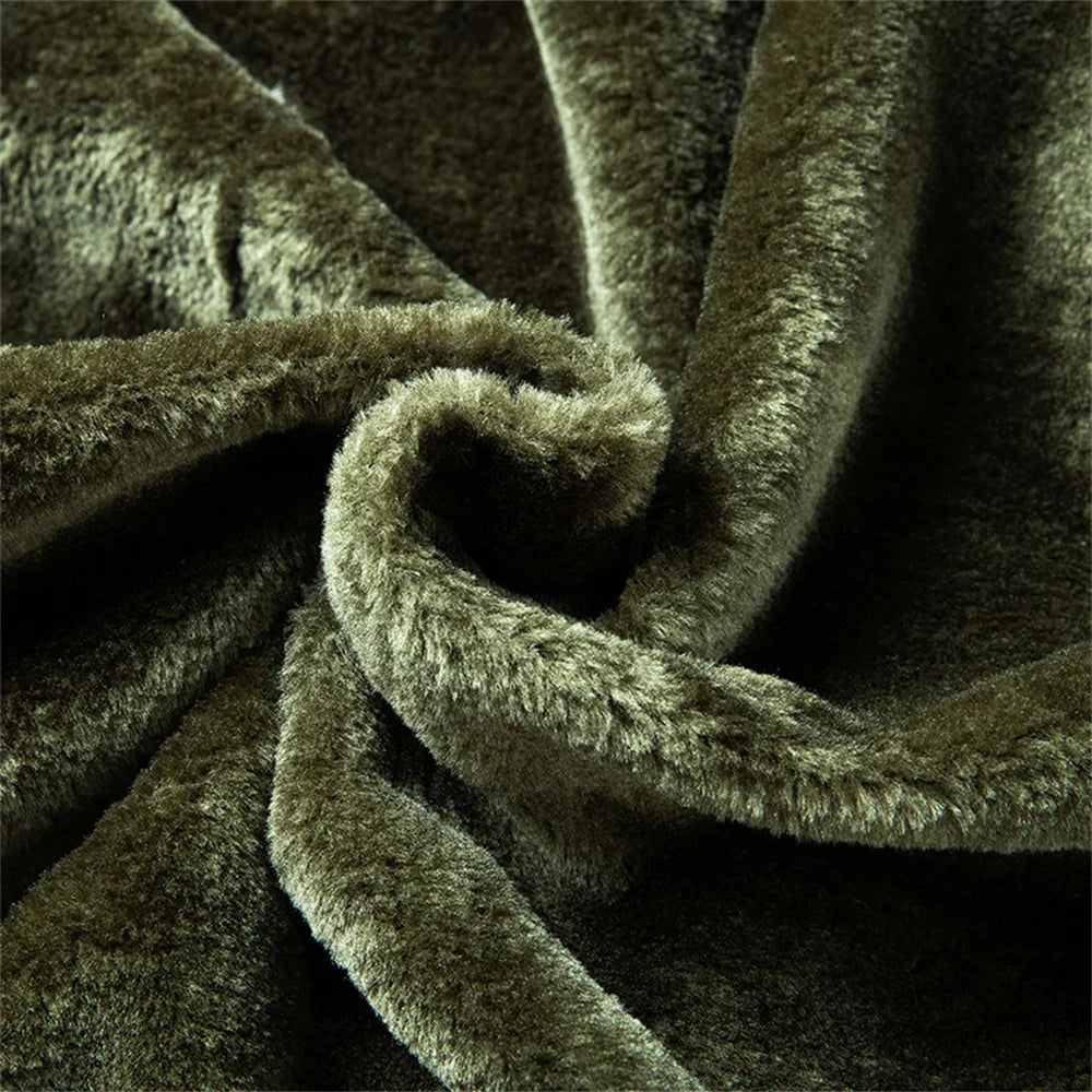 Winter New Arrival: Warm-Weather Corduroy Jacket Men's Fleece-Lined, Thickened Letter-Label Collared Jacket Fashionable Menswear