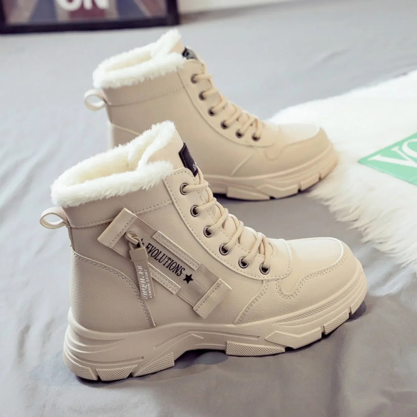 Winter Women Snow Boots Casual High-top Shoes Lightweight Warm Women Sneakers Platform Ankle Boots Plus Size New Outdoor Boots