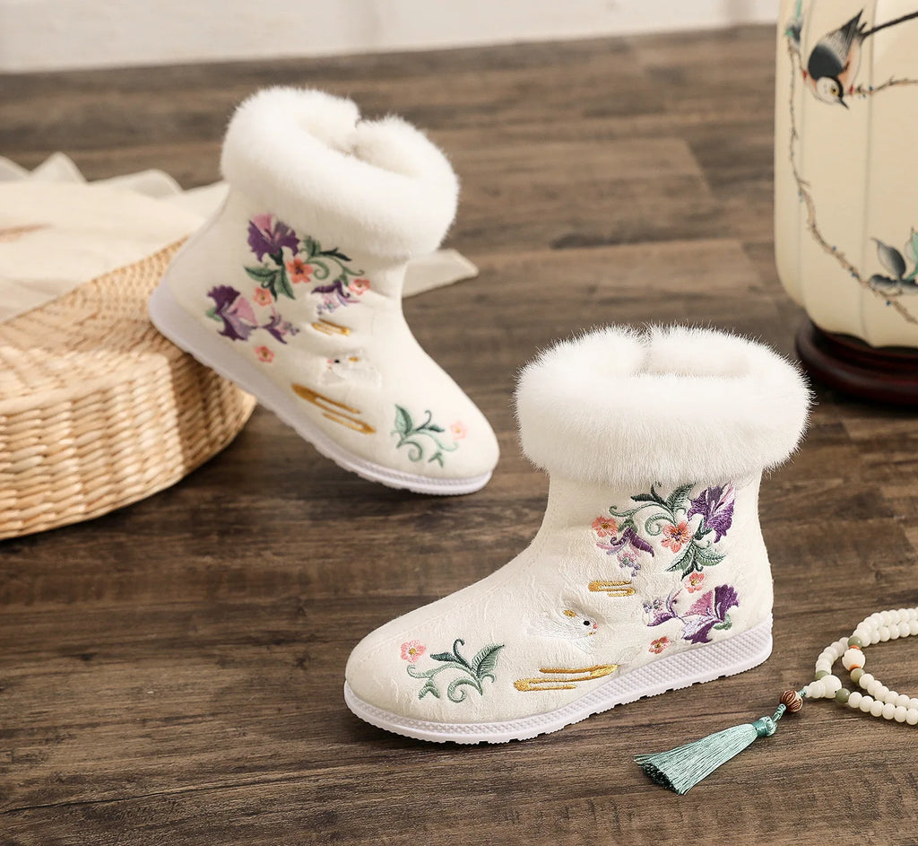 Fashion Winter Boots Women's Shoes Ethnic Style Embroidered Short Boots Women Warm Snow Shoes Female Antiquity Dance Flat Boot