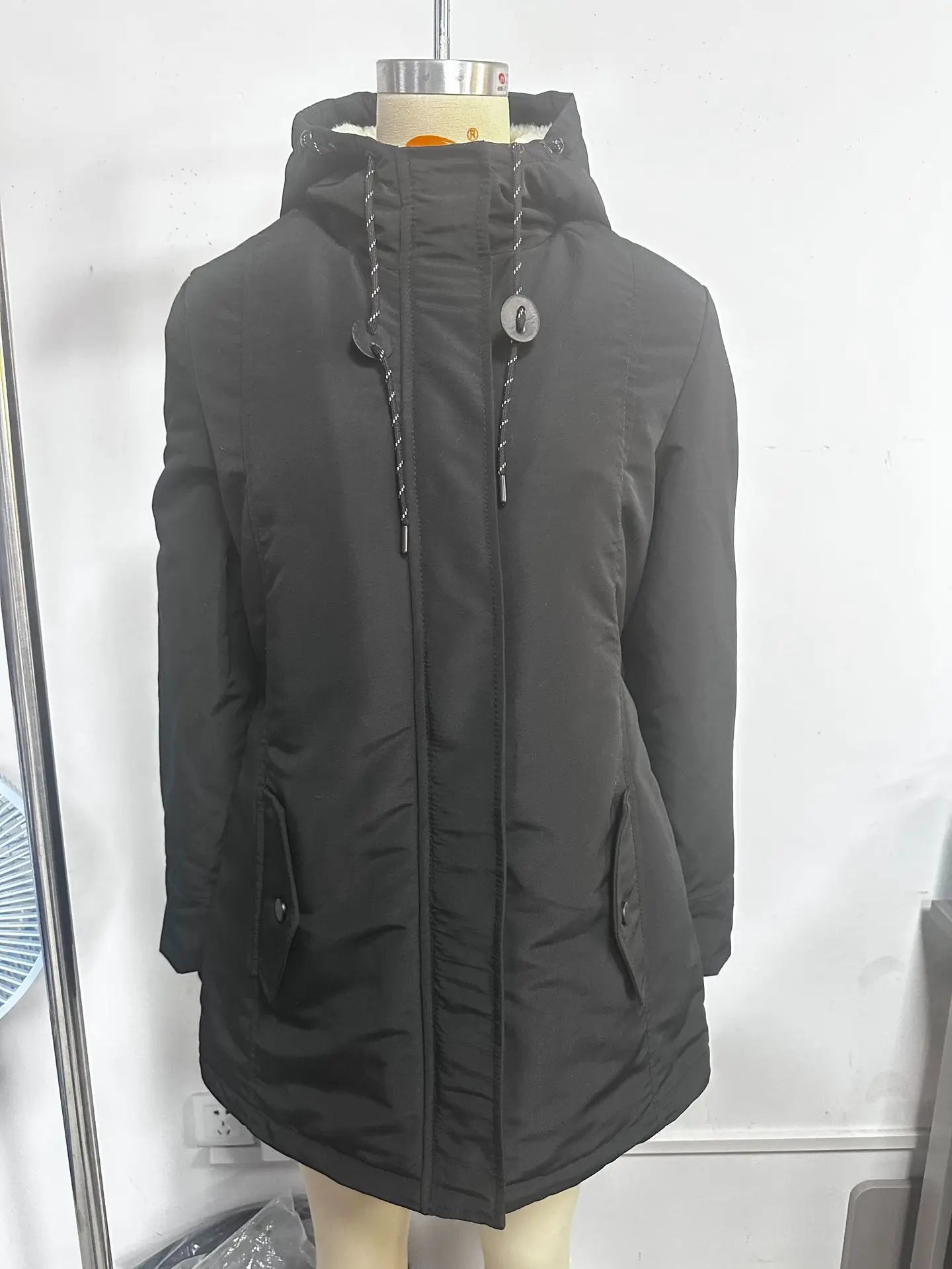 Winter Down Jackets Coats Women Warm Parkas Hooded Waterproof Thick Plush Fleece Lined Female Cotton Puffer Jacket Overcoat AY81