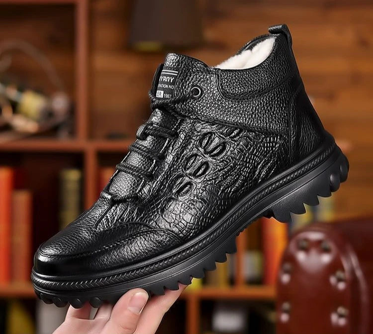 Snow Boots for Men Black High Top Lace Up Leather Winter Shoes Man Waterproof Casual Fashion Footwear Quality Fleece New in Fur