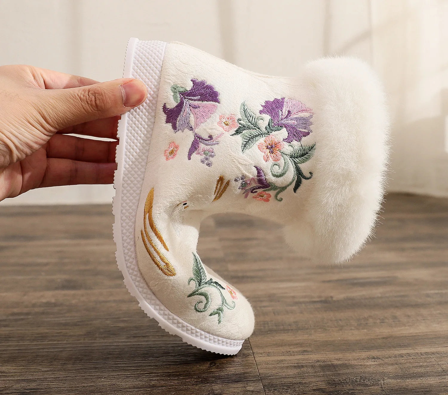 Fashion Winter Boots Women's Shoes Ethnic Style Embroidered Short Boots Women Warm Snow Shoes Female Antiquity Dance Flat Boot