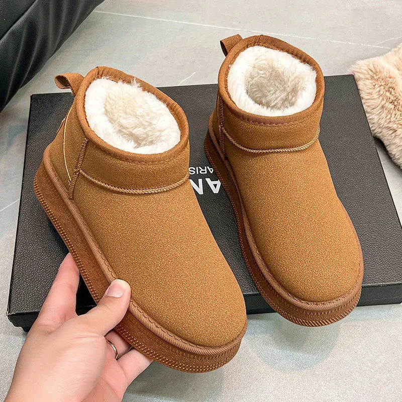 Winter warm cotton shoes for new style, thickened outer wear, slip-on short boots, anti-slip snow ground casual shoes, versatile