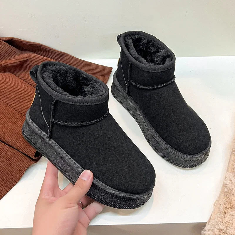 Winter warm cotton shoes for new style, thickened outer wear, slip-on short boots, anti-slip snow ground casual shoes, versatile