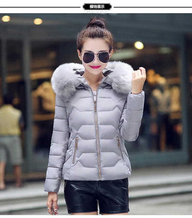 Autumn Winter Women Short Cotton Coat 2025 New Women Cotton Coat Large Fur Collar Parkas Large Size Women'S Cotton Padded Jacket