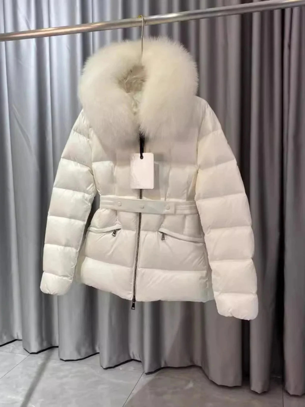 Winter Big Fur Collar Hooded Thickened Warm Jacket Korean Fashion Belt Slim Jacket Women Office Lady Solid Color Versatile Coat