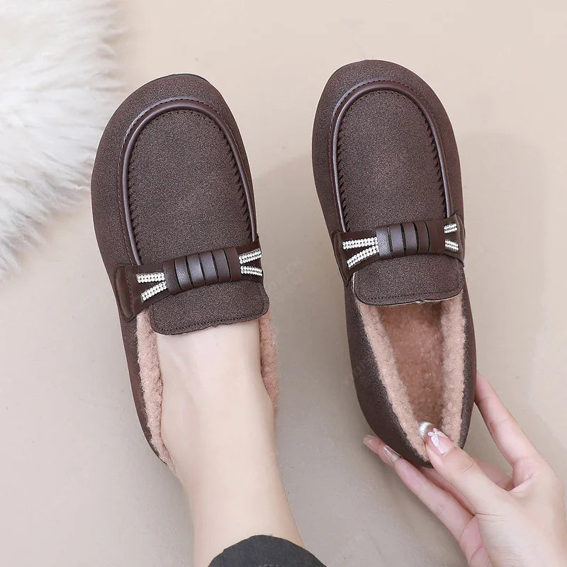 Women Winter Casual Shoes New Soft Flat Non-slip Loafers Fashion Comfort Warm Plush Slip on Female Cotton Shoes