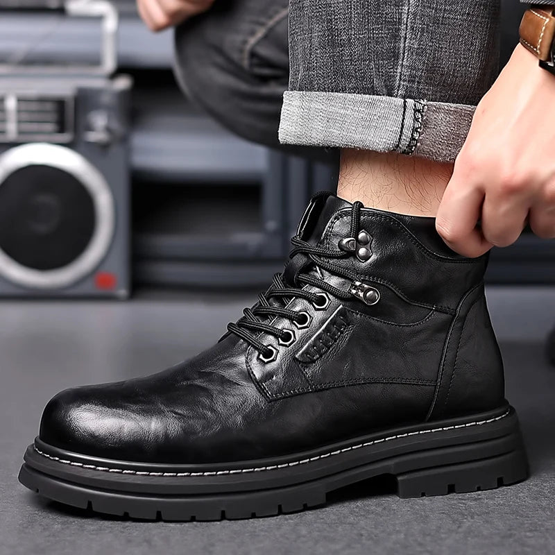 Winter Hot Selling Men's High Top Shoes Thick Soled Wear-resistant Workwear Shoes Trendy Outdoor Men's Motorcycle Boots Handsome